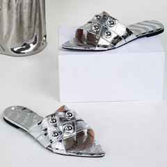 Pointed Toe Metal Decoration Flat Sandals 43 Large Size Open-toe Sandals Comfortable Non-slip Vacation Beach Shoes