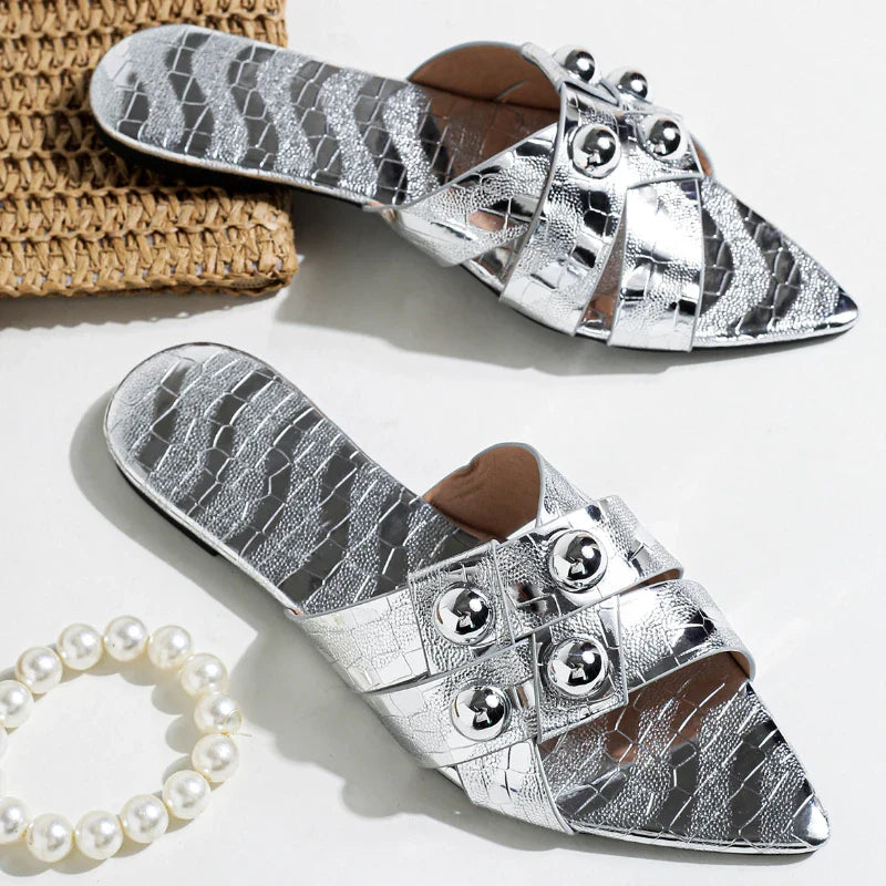 Pointed Toe Metal Decoration Flat Sandals 43 Large Size Open-toe Sandals Comfortable Non-slip Vacation Beach Shoes