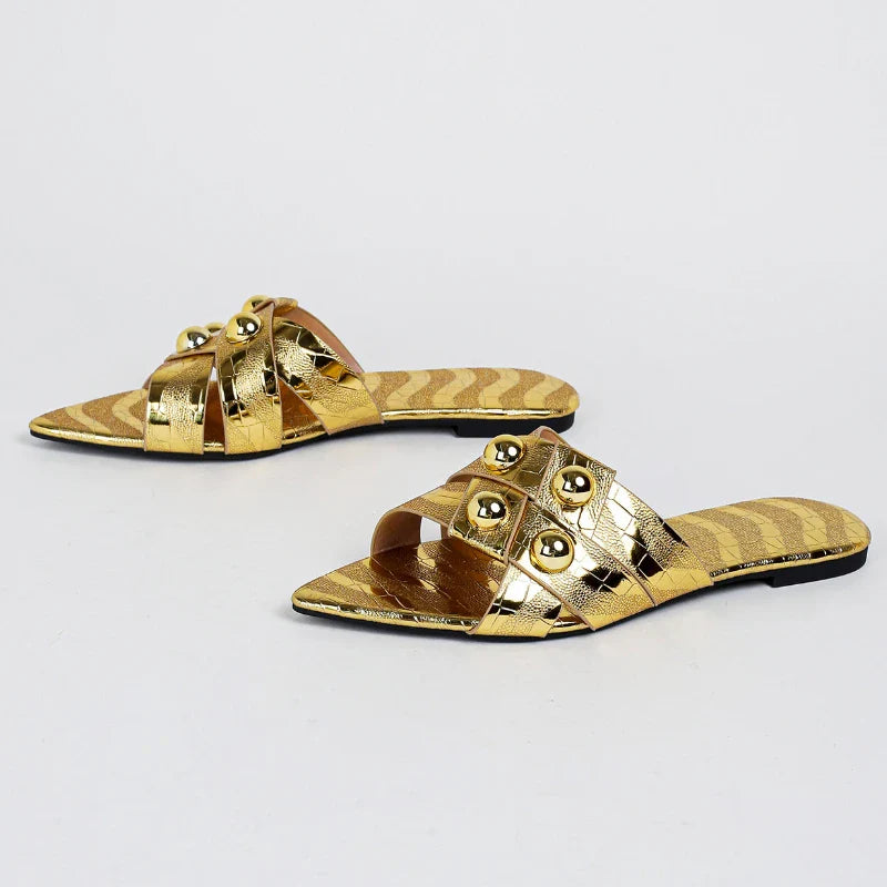 Pointed Toe Metal Decoration Flat Sandals 43 Large Size Open-toe Sandals Comfortable Non-slip Vacation Beach Shoes