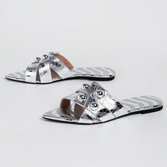 Pointed Toe Metal Decoration Flat Sandals 43 Large Size Open-toe Sandals Comfortable Non-slip Vacation Beach Shoes