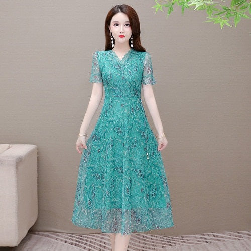 Short Sleeve V-neck Bodycon Dress