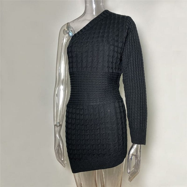 Solid Color Oblique Shoulder Knit Dress