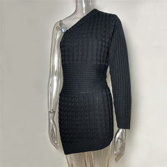 Solid Color Oblique Shoulder Knit Dress