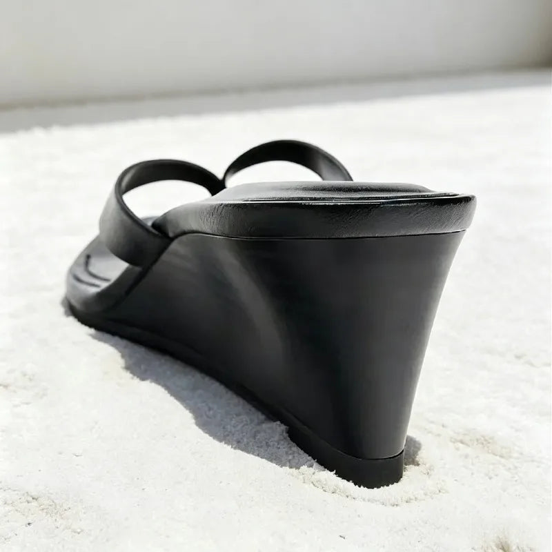 Square-toe Wedge Sandals Black Soft Leather PU Clip Toe Flip-flops Holiday Beach Slide Sandal Zapatos Mujer