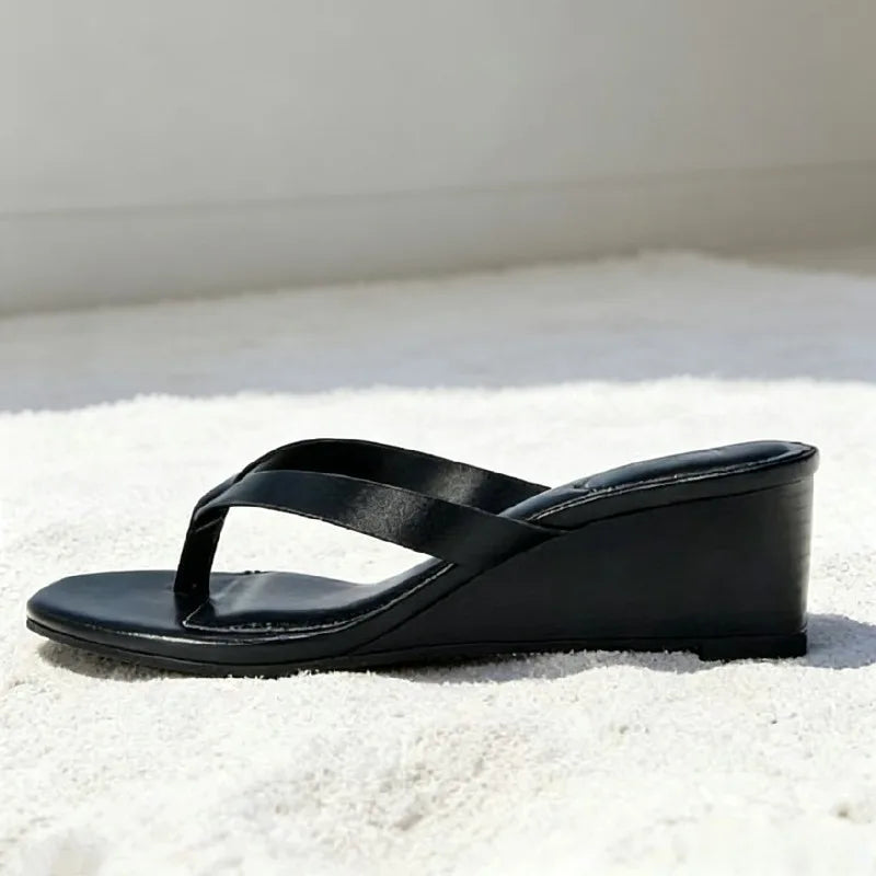 Square-toe Wedge Sandals Black Soft Leather PU Clip Toe Flip-flops Holiday Beach Slide Sandal Zapatos Mujer