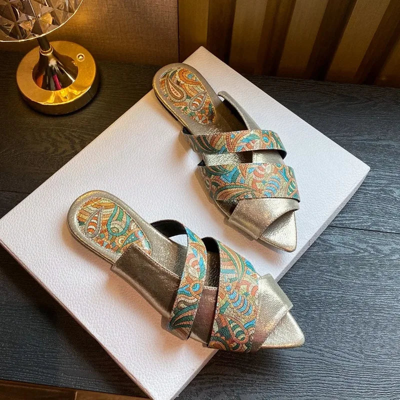 Totem Printed Design Slippers Peep Toe Slides Sandals Light Comfort Street Style Beach Flat Sandals