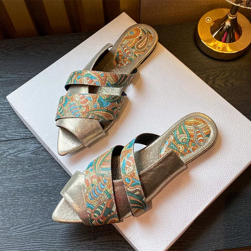 Totem Printed Design Slippers Peep Toe Slides Sandals Light Comfort Street Style Beach Flat Sandals