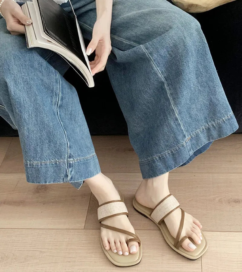 Weaving Narrow Band Flat Sandals Square Toe Clip Toe Designer Shoes
