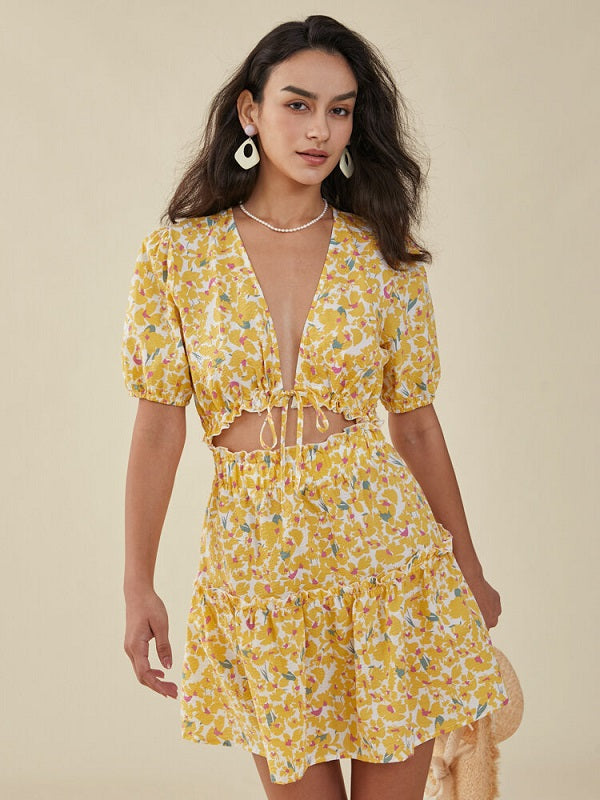 Floral Print Deep V-neck Cut Out Knotted Short Sleeve Dress