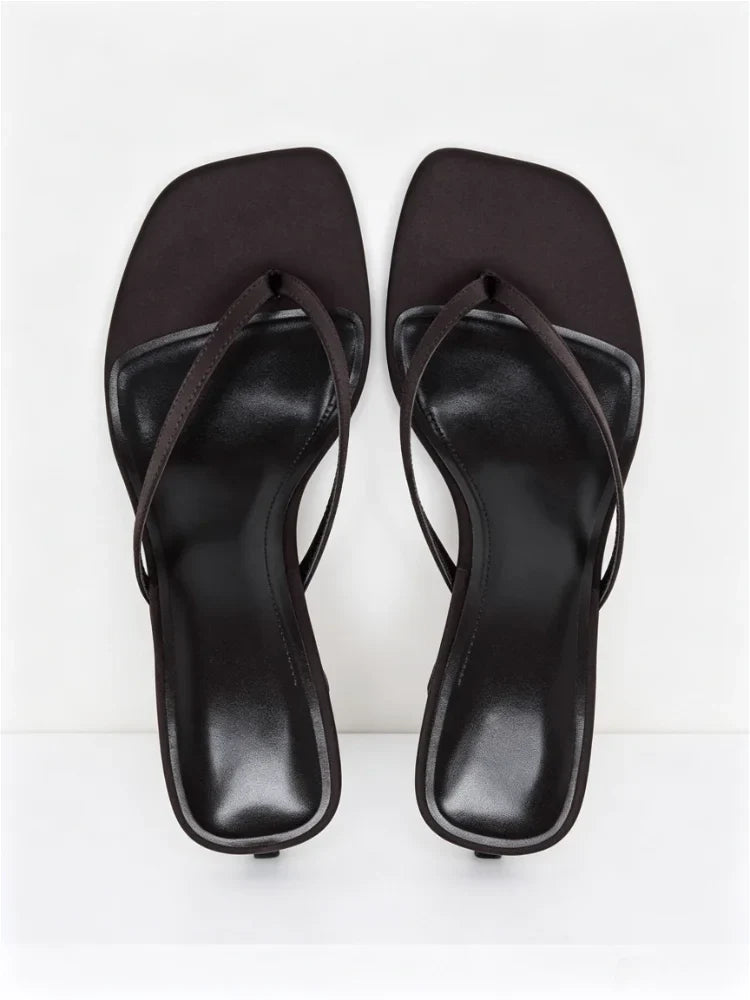High Quality Black Silk Kitten Heel