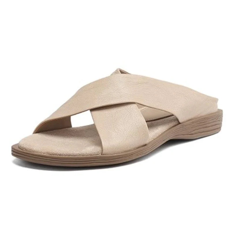 High Quality Flat Slippers Pointed Toe Cross Tied Brand Designer Slippers Comfort Open Toe Non Slip Beach Sandals
