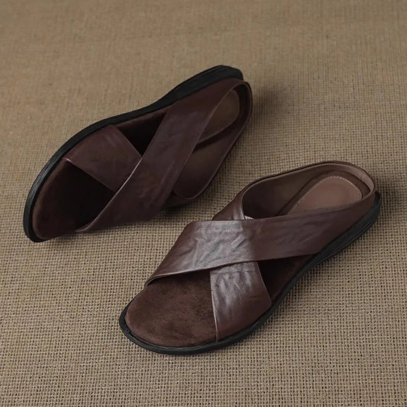 High Quality Flat Slippers Pointed Toe Cross Tied Brand Designer Slippers Comfort Open Toe Non Slip Beach Sandals
