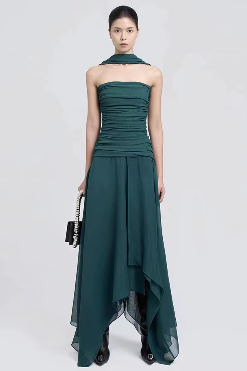 Irregular Patchwork Design Halter Neck Sleeveless Backless Folds Slim Long Dress