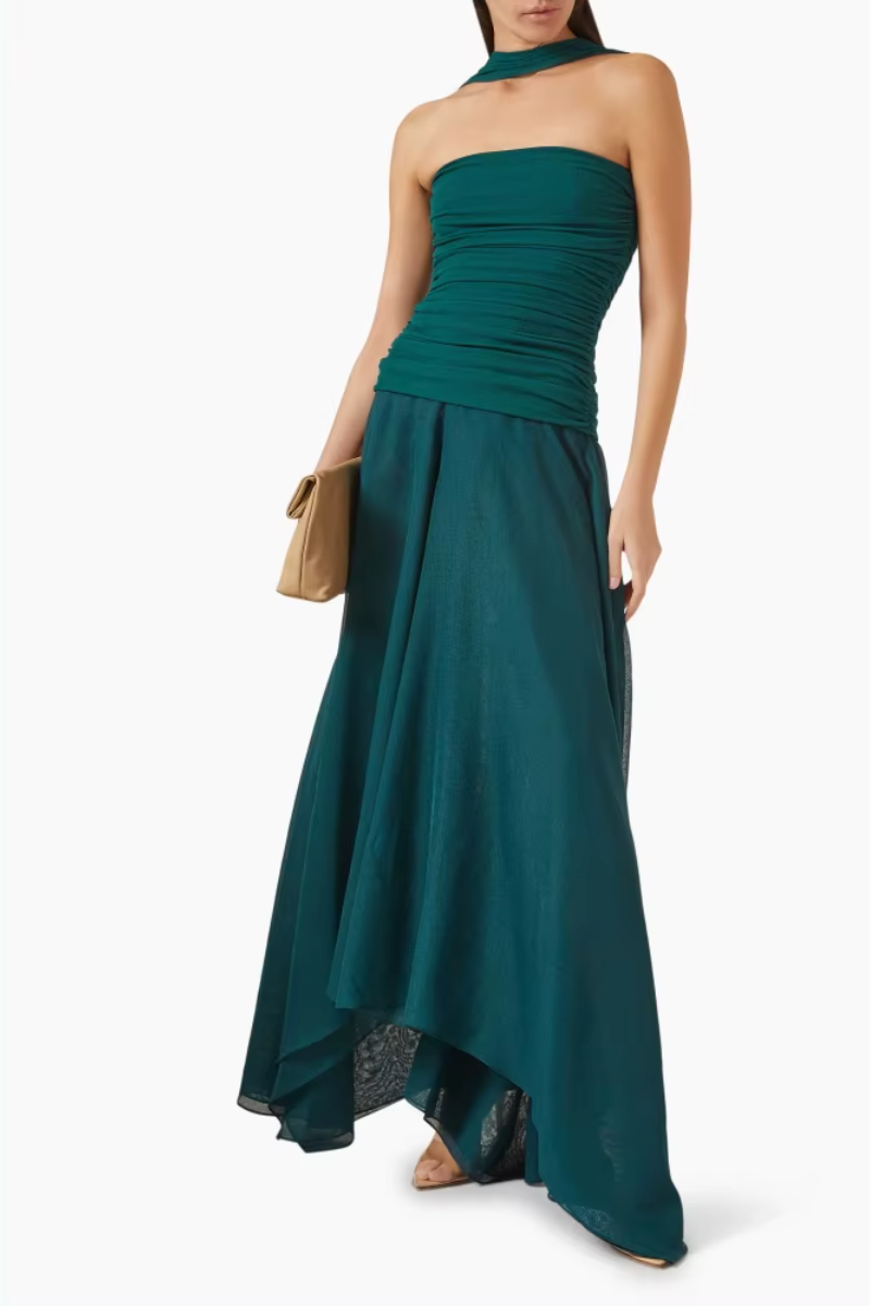 Irregular Patchwork Design Halter Neck Sleeveless Backless Folds Slim Long Dress