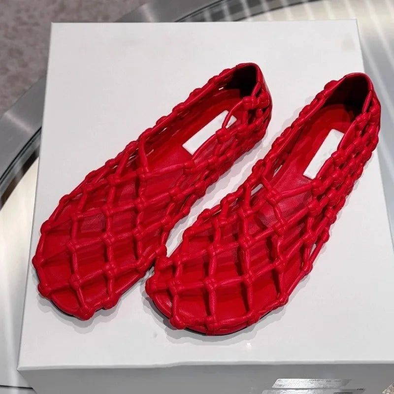 Luxury Brand Designer Flat Sandals for Woven Hollow Loafers Comfort Beach Casual Shoe Zapatos De Mujer