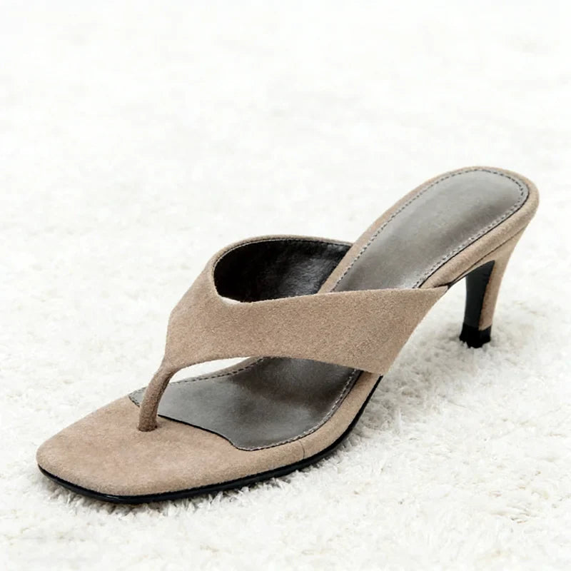 Luxury Designer Faux Suede Slippers Round-Toe Flip-Flops Comfort High-Heeled Sandals for Ladies Beach Shoes