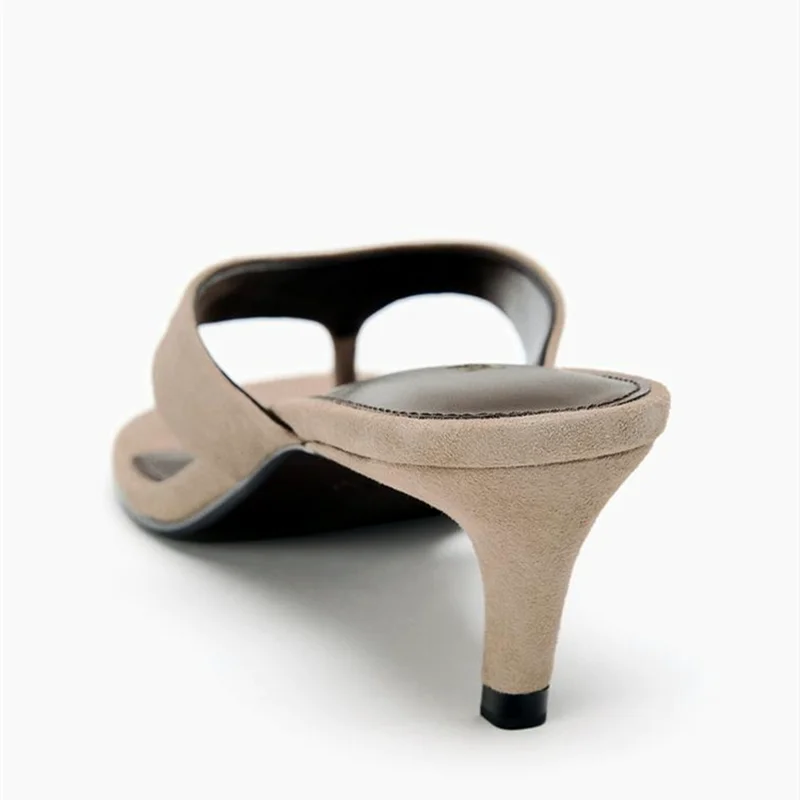 Luxury Designer Faux Suede Slippers Round-Toe Flip-Flops Comfort High-Heeled Sandals for Ladies Beach Shoes
