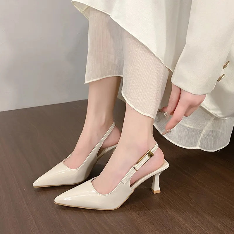Luxury Designer Sandals Pointed Toe Singbacks Shoes