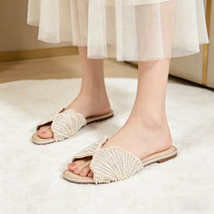 Luxury Faux Pearl Detail Slippers Novelty Shiny Appliques Design Flat Sandals for Ladies Comfortable Shoes