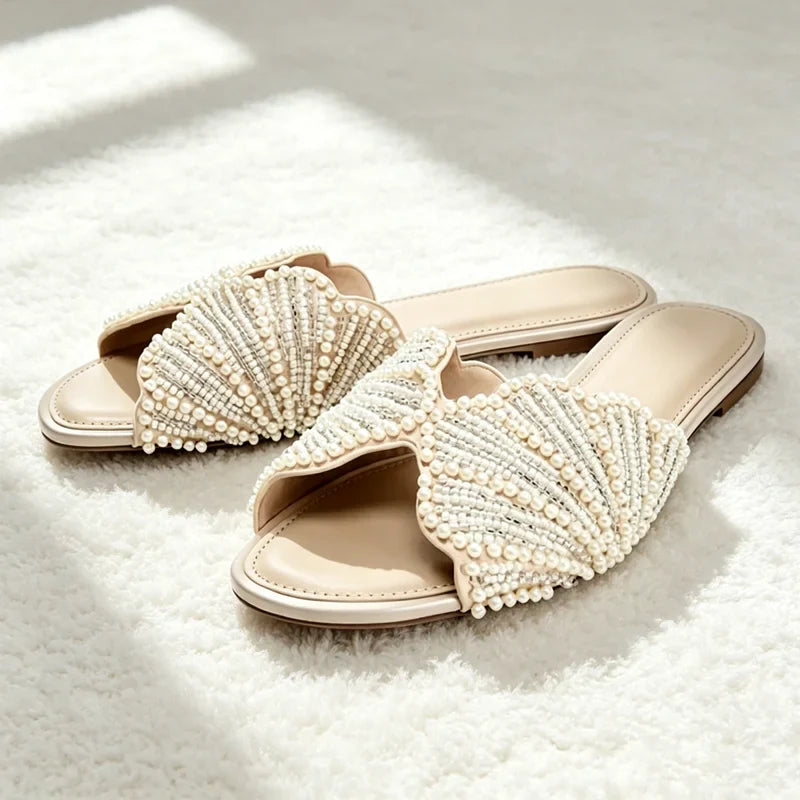 Luxury Faux Pearl Detail Slippers Novelty Shiny Appliques Design Flat Sandals for Ladies Comfortable Shoes