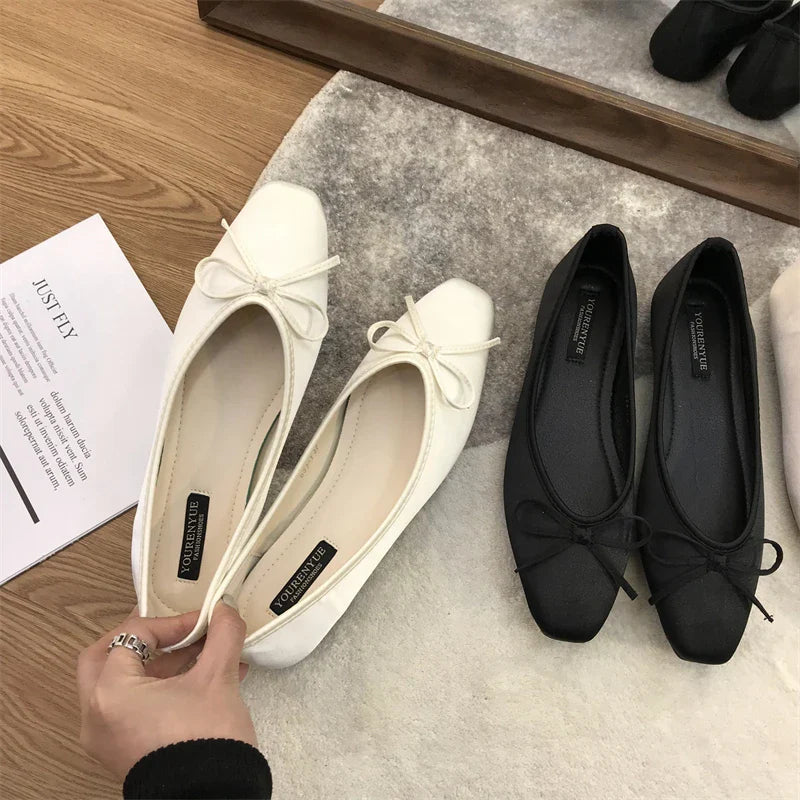 Luxury Lace Tie Leg Satin Silk Ballet Flats Square Toe Bowknot Elastic Band Ballerinas Ladies Wedding Mary Janes Shoes