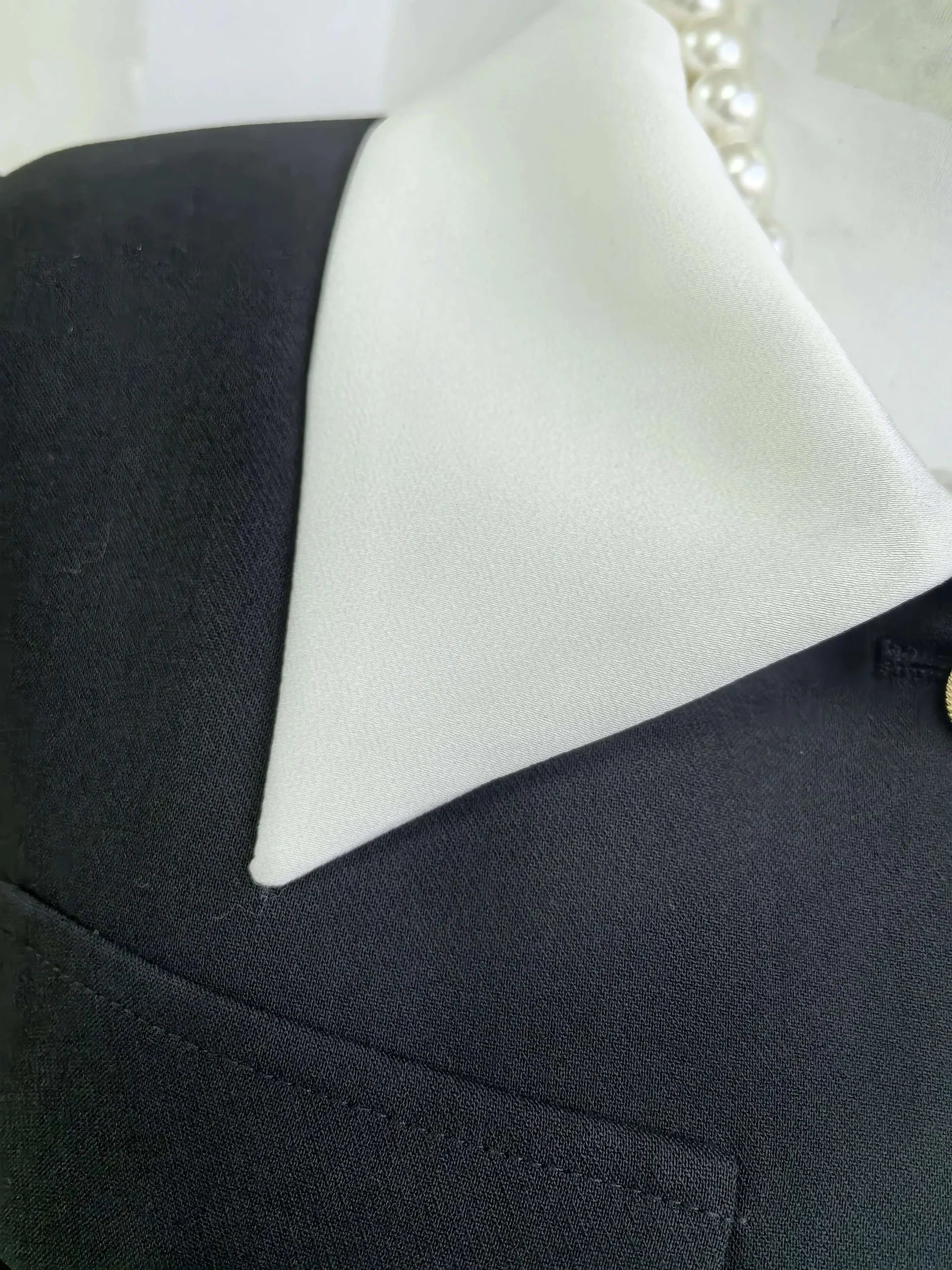Luxury Quality Pleated Single Breasted Button Long Full Sleeve Blazer Dress