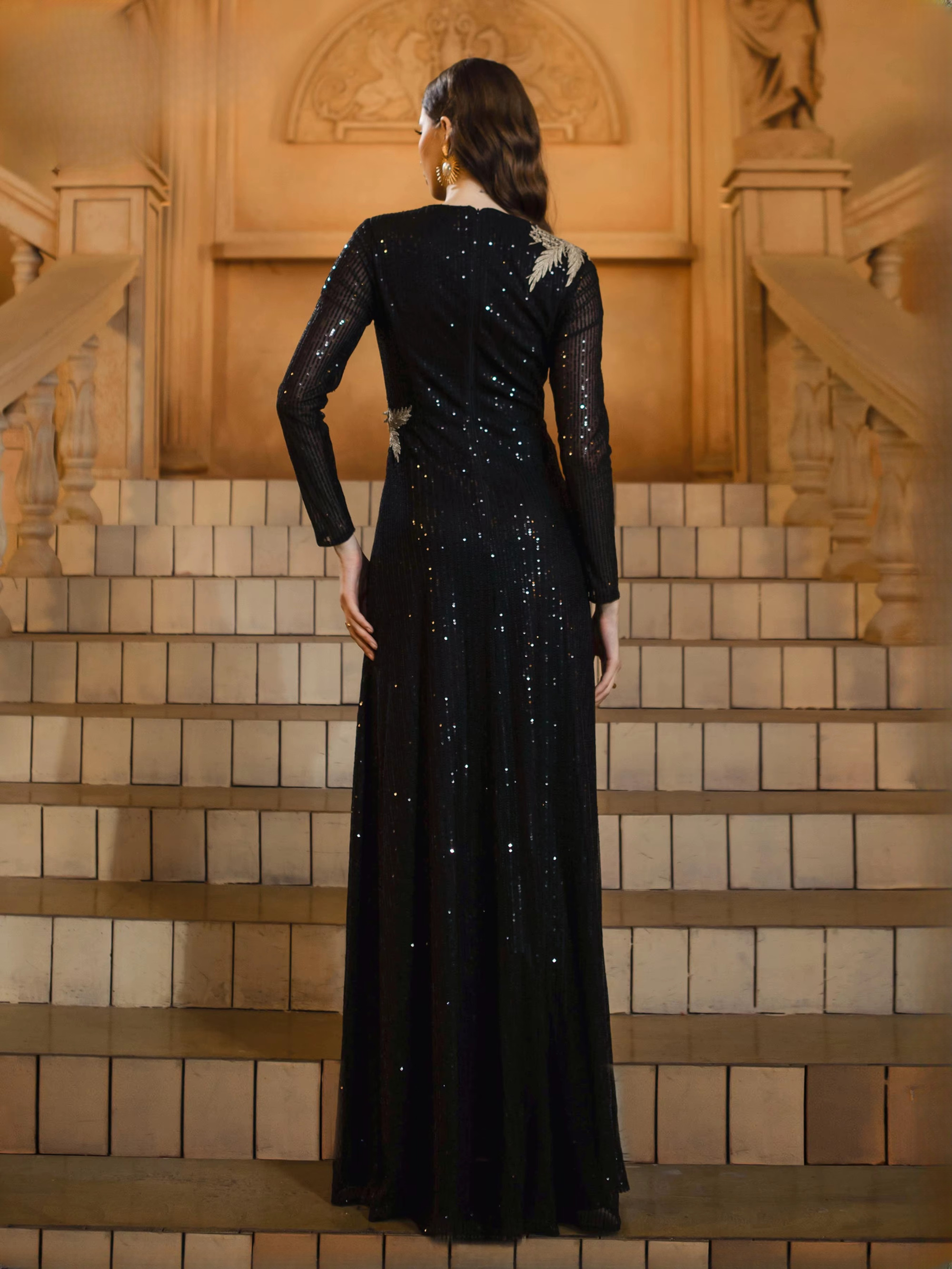 Luxury Round Neck Long Floor-Length Sleeved Sequin Formal Dress