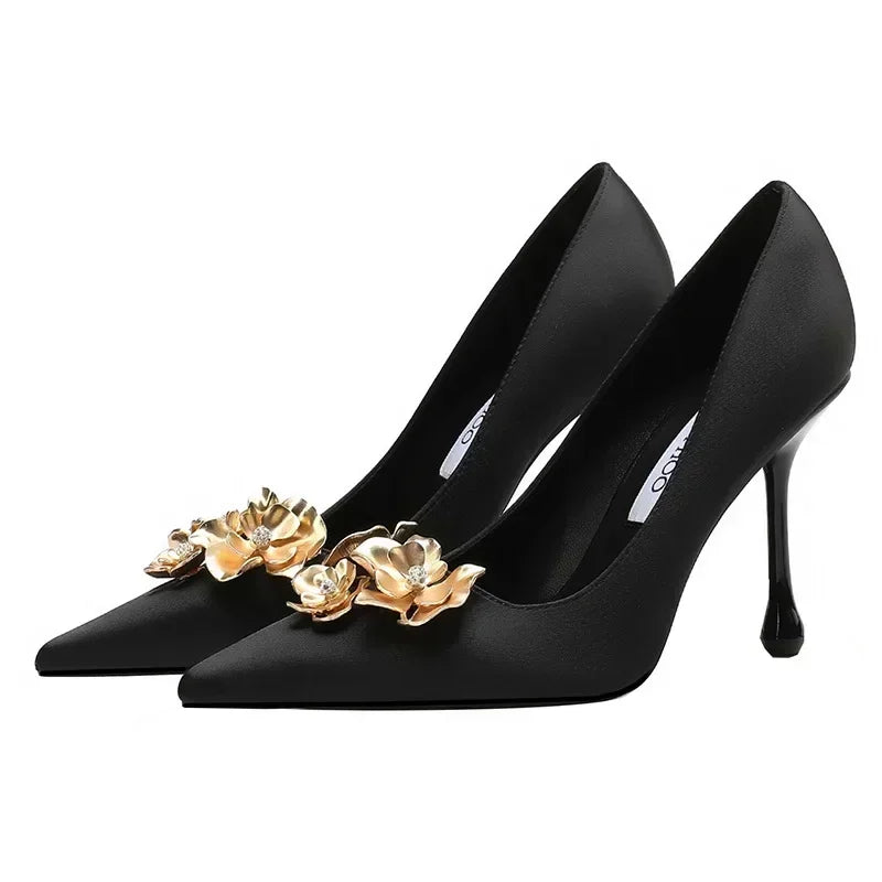 Luxury Satin Designer Pumps Pointed Toe Gold Flower Decoration Thin High Heel