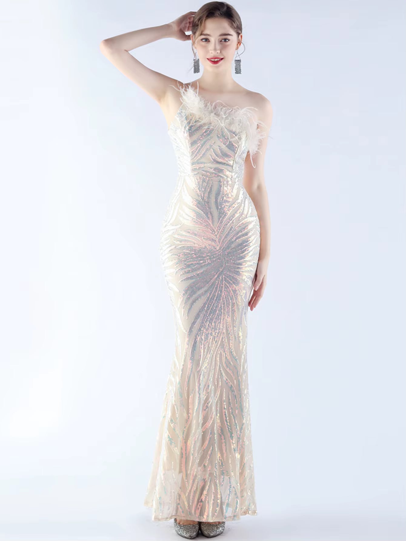 Luxury Sequin Diagonal collar One-Shoulder Backless Maxi Dresses