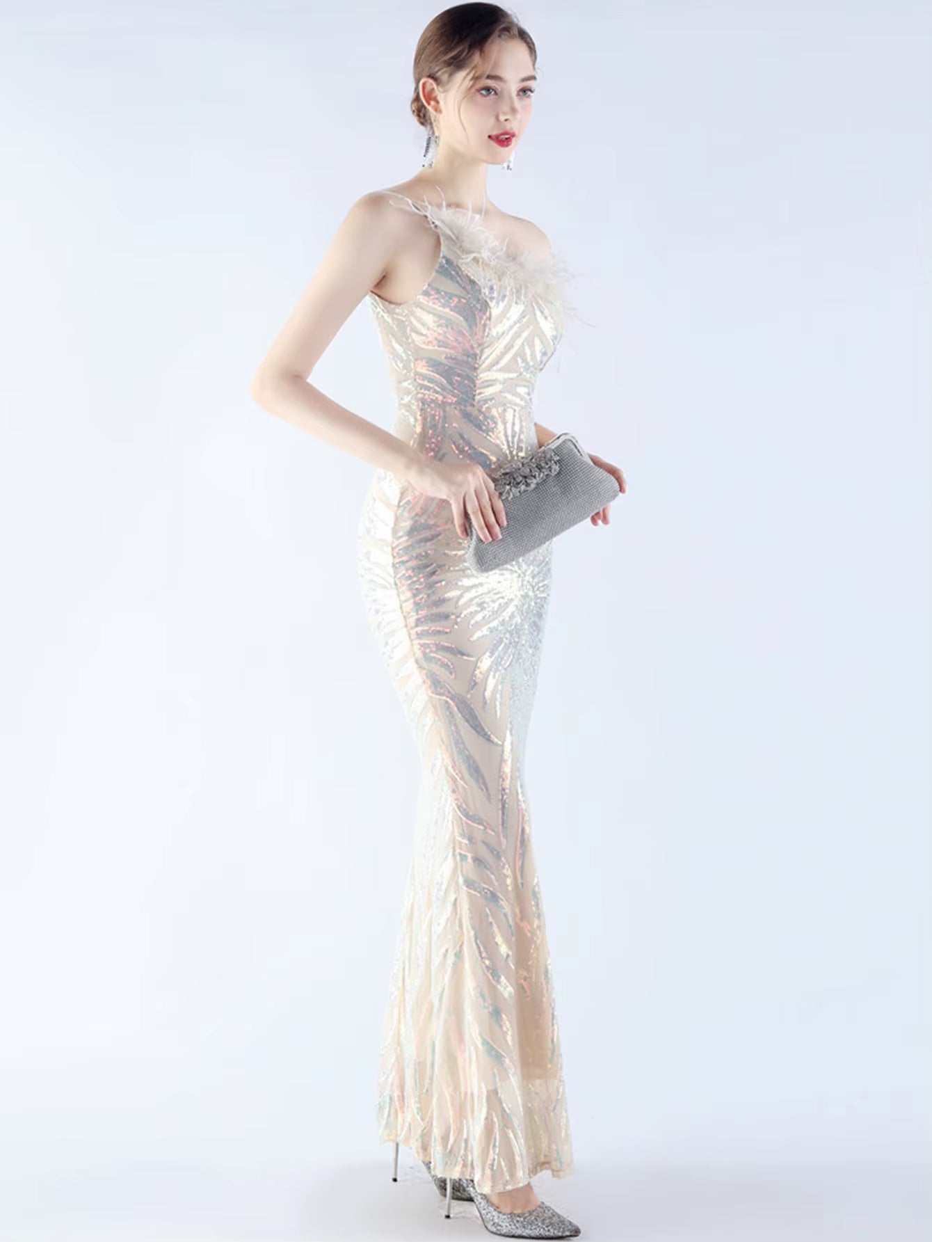 Luxury Sequin Diagonal collar One-Shoulder Backless Maxi Dresses
