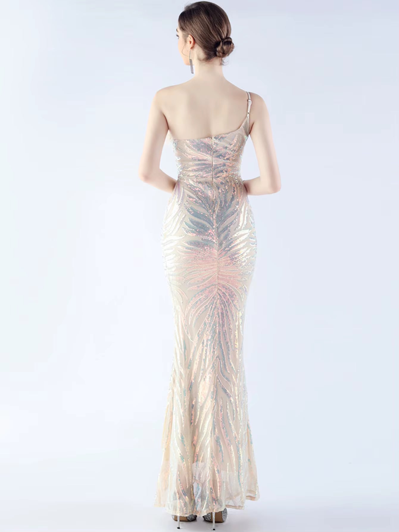 Luxury Sequin Diagonal collar One-Shoulder Backless Maxi Dresses