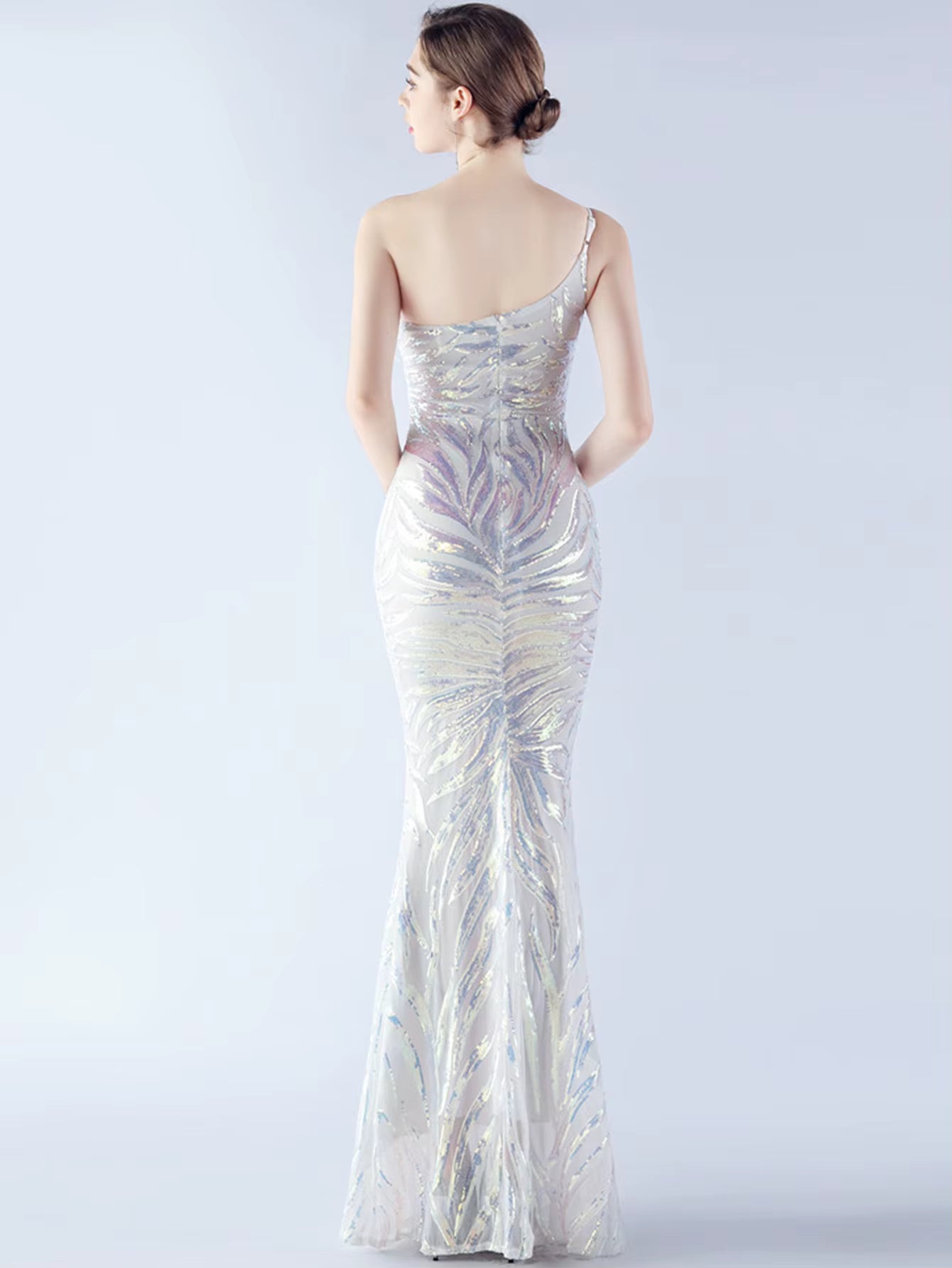 Luxury Sequin Diagonal collar One-Shoulder Backless Maxi Dresses
