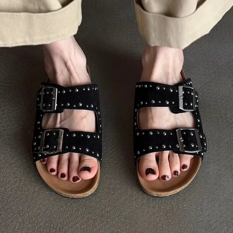 Metal Rivets Decorative Slippers Belt Buckle Designer Slippers for Flat Sandals Cozy Flip Flops