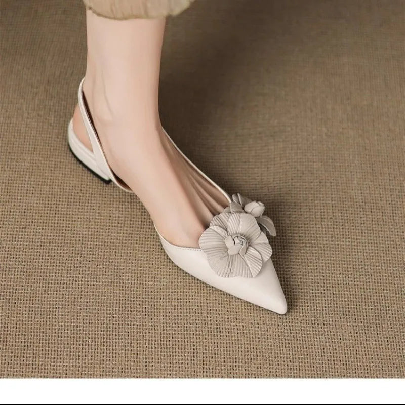 Luxury Retro Pointed Toe Decal Shoes