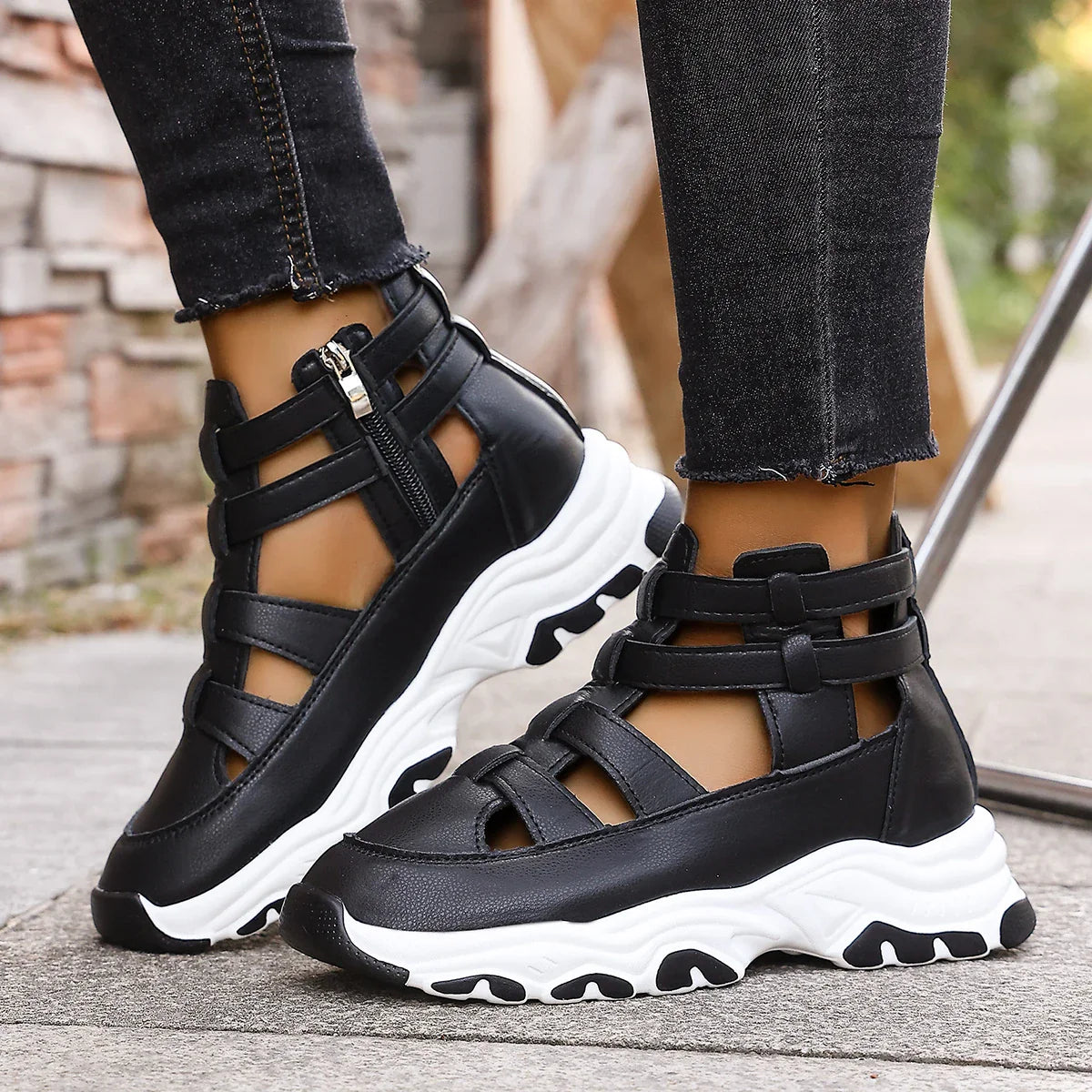 Thick-soled Shoes