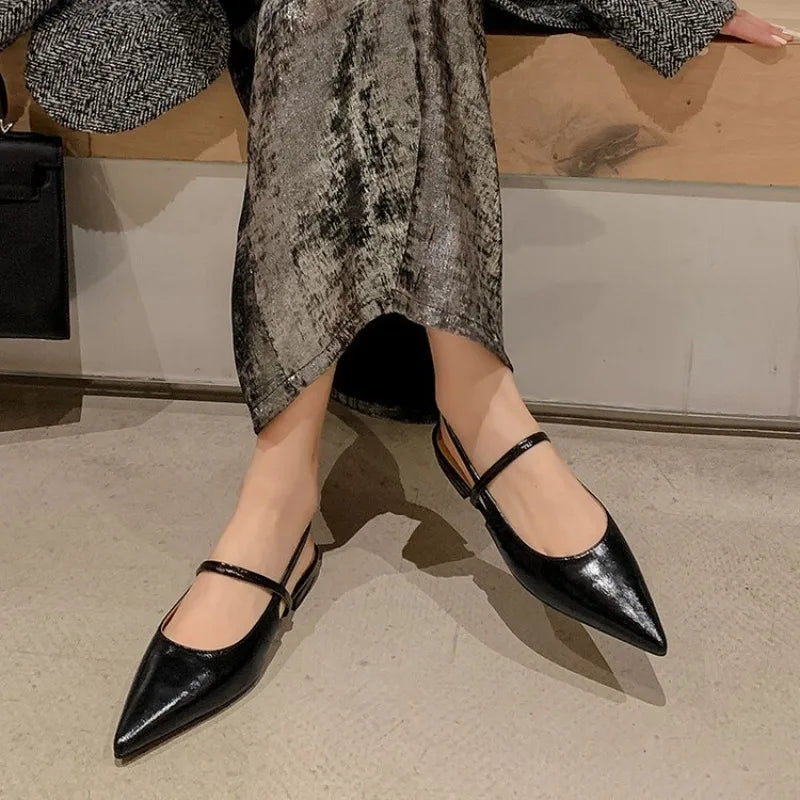 Baotou Patent Leather One Line Buckle Strap Cat Heel