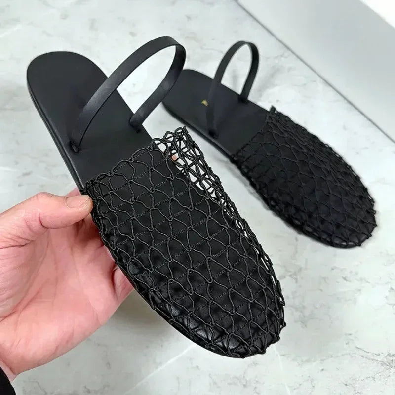 Novelty Mesh Flat Sandals Designer Weaving Hollow Breathable Mules Slippers Light Comfort Slingbacks Slide Sandals