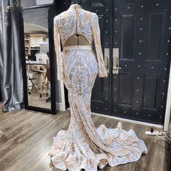 O Neck Backless Long Sleeves Sequined Prom Dresses