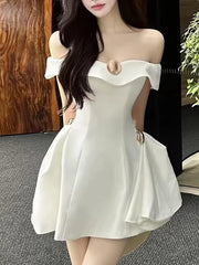 Off The Shoulder Waist-Cinching Sleeveless Folds Gold Pin Design A-line Evening Party Gowns