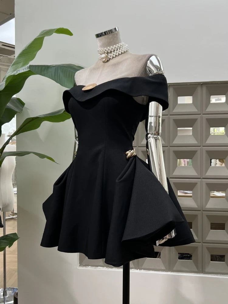 Off The Shoulder Waist-Cinching Sleeveless Folds Gold Pin Design A-line Evening Party Gowns