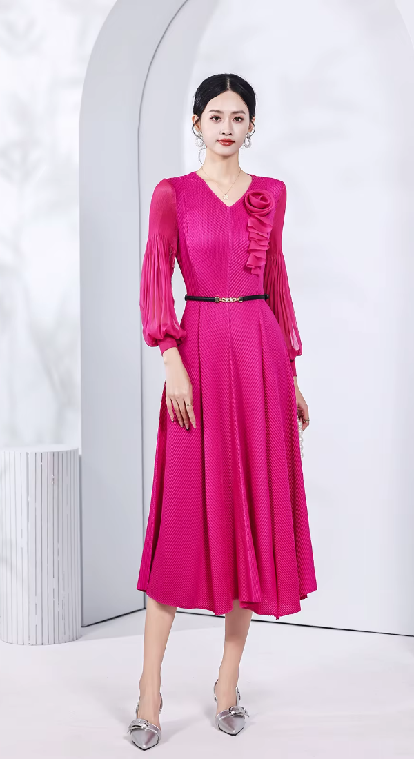 Pleated V-Neck Long Sleeve Waist Slimming Plate Flower Slim Skirt Solid Design Dress