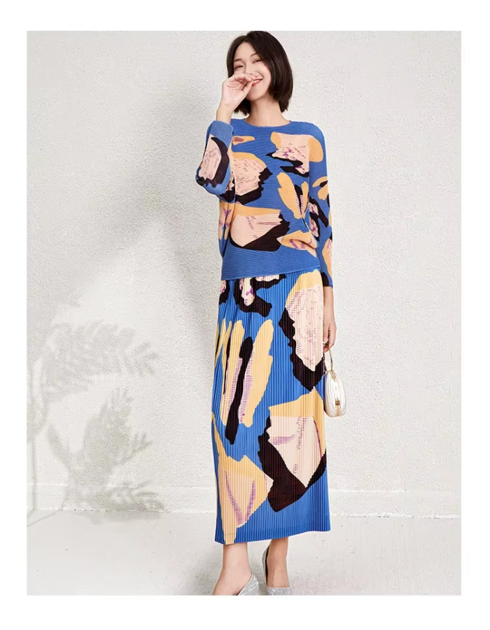 Printed Edition Round Neck Bat Sleeve Slim Slit Half Skirt Two-piece Set