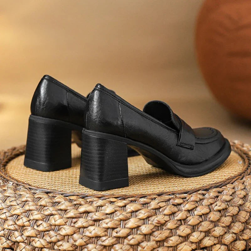 Retro Black Pointed Toe High Heel