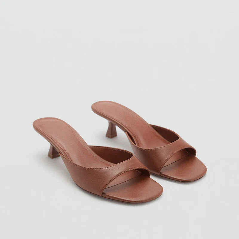 Retro Brown Leather Designer Slides Beach Party Shoes