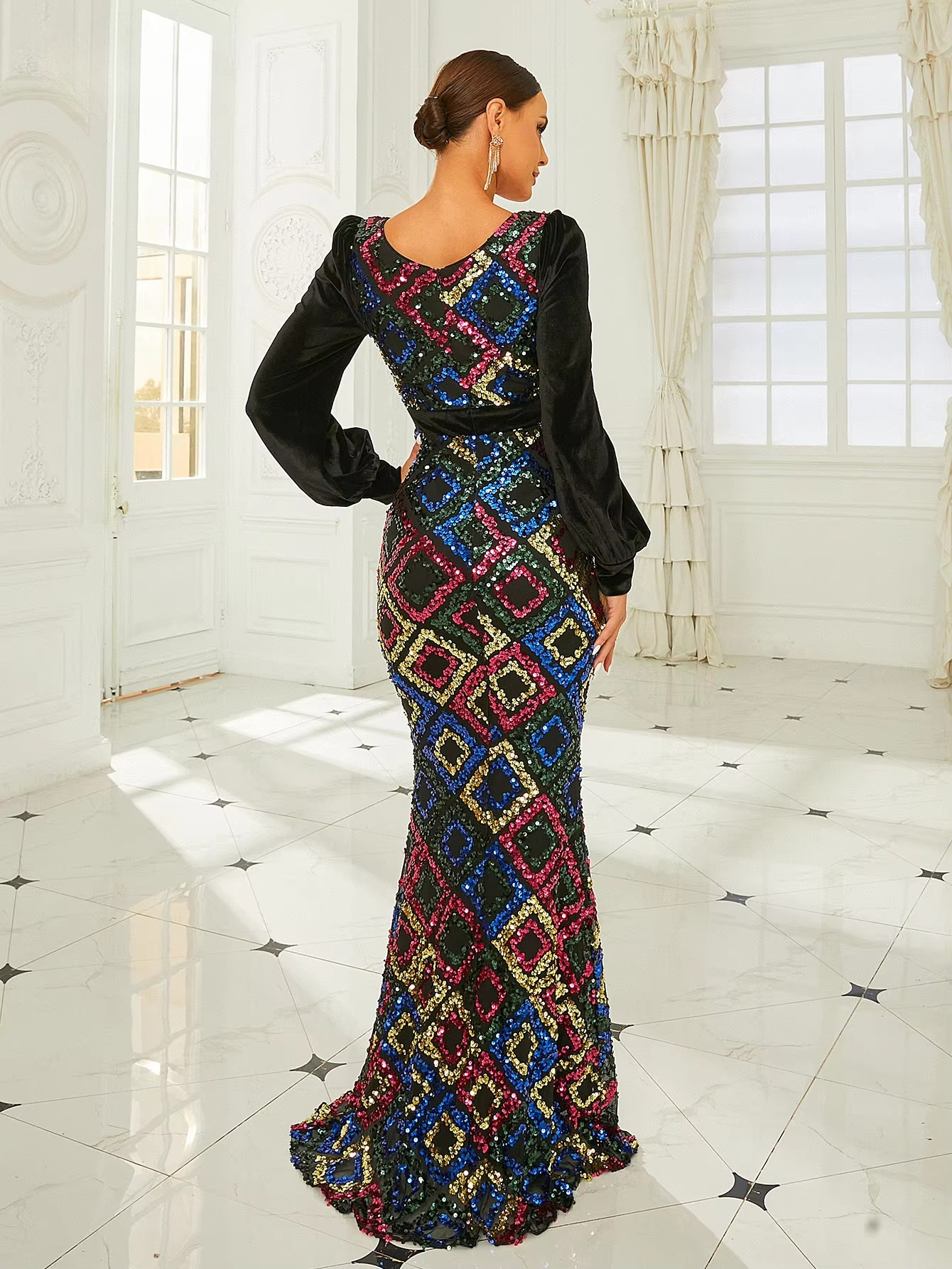 Round Neck Long Sleeve Sequin Mermaid Evening Party Dress