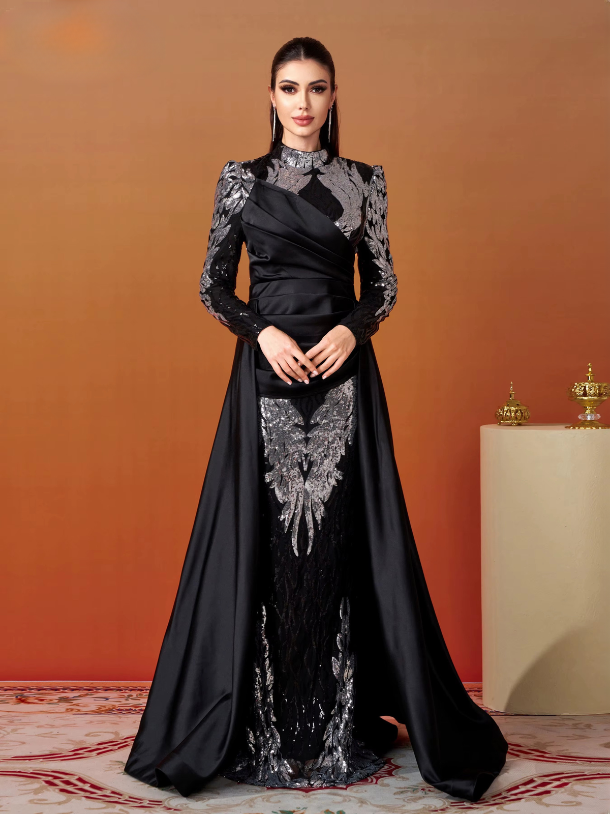 Round Neck Long Sleeved Sequin Mermaid Evening Wedding Graduation Church Dress