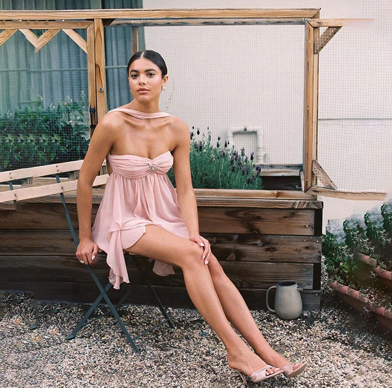 Ruffles Halter Sleeveless Backless Beach Holiday Robes Dresses