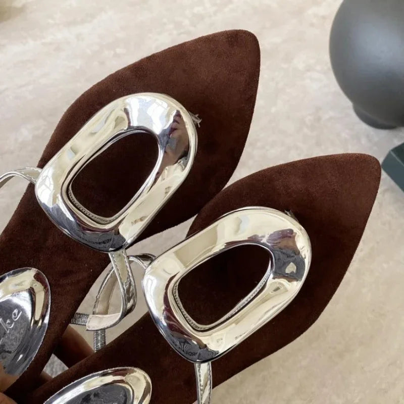 Pointed Toe Clip Toe Flip Flops Luxury Metal Decoration Wedges Designer Brand Sandals Comfortable Beach Shoes