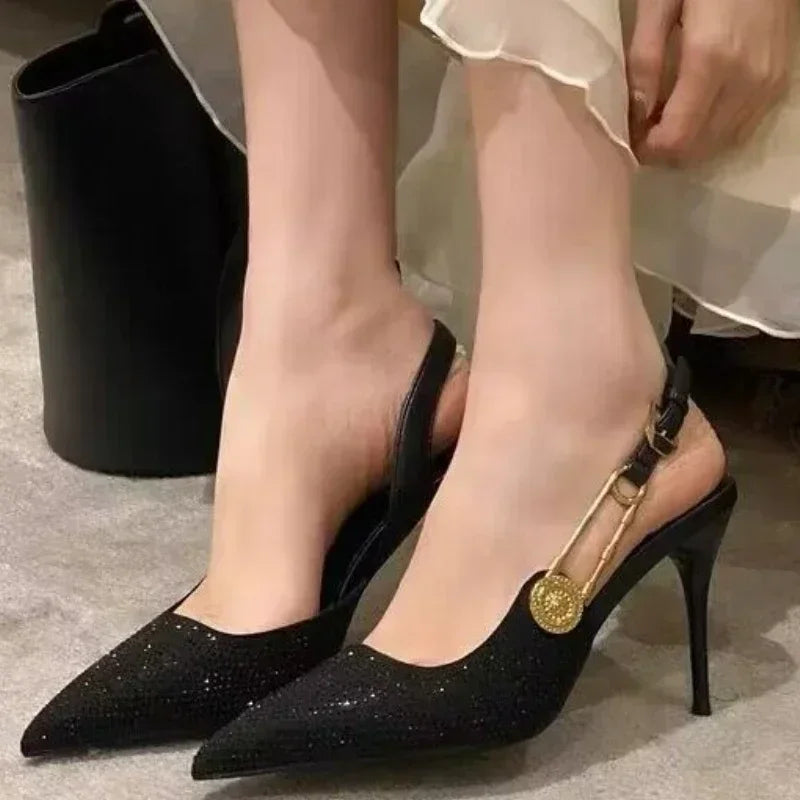 Pointed Toe Heel