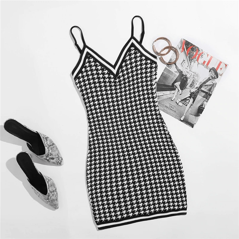 Spaghetti Strap V-Neck Slim Fit Pencil Short Pencil Dresses